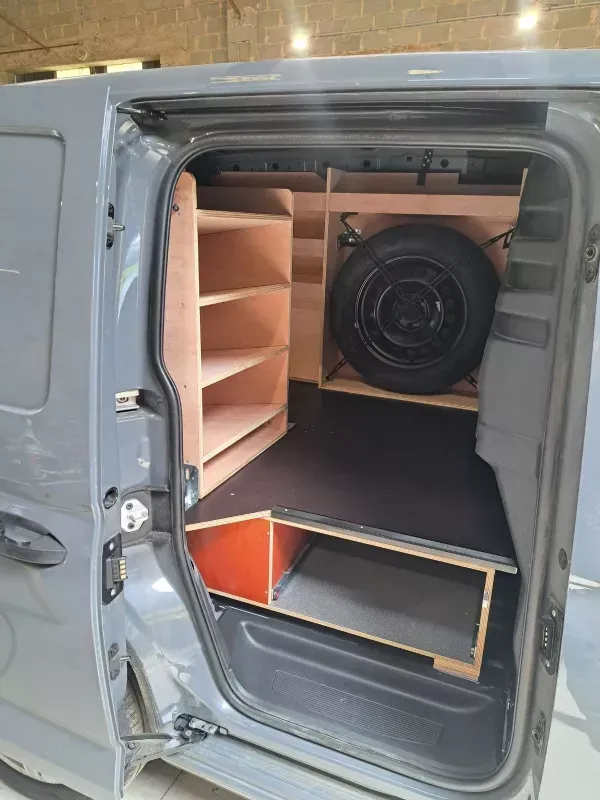 aménagement intérieur véhicule utilitaire