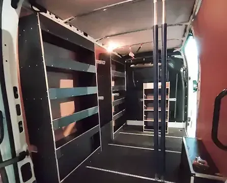 aménagement intérieur véhicule utilitaire